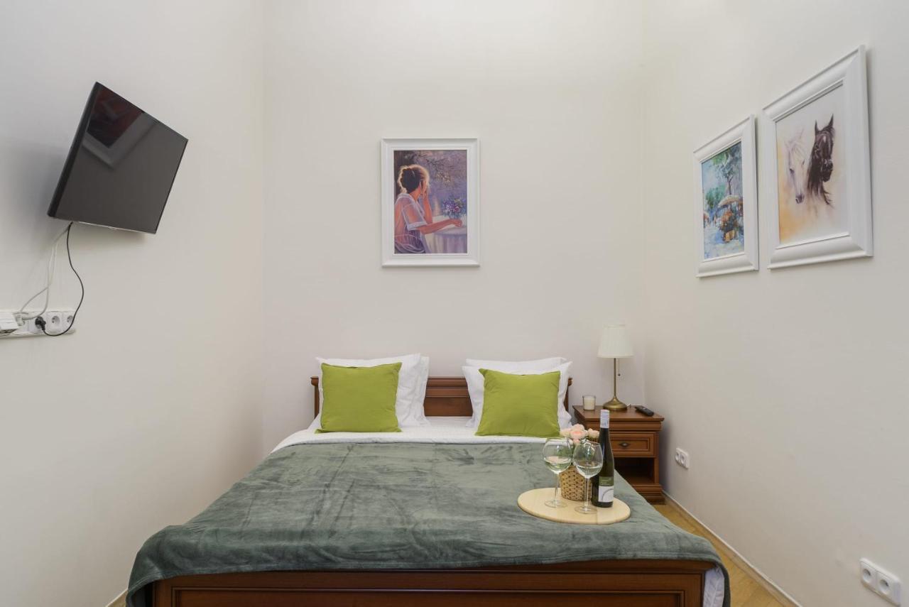 Cozy Apartment Near Stefanikuv Most Praha Bagian luar foto